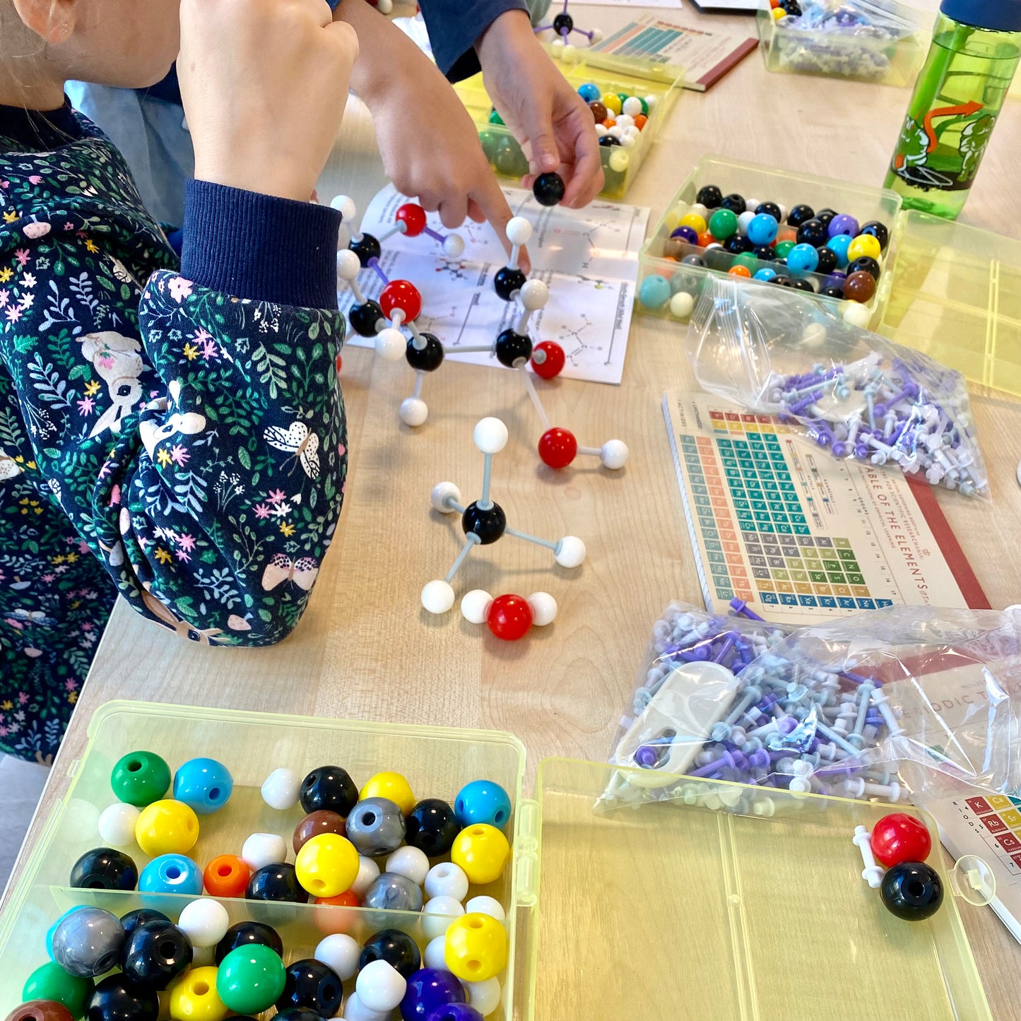 Molekülbauskasten mit Kursheft