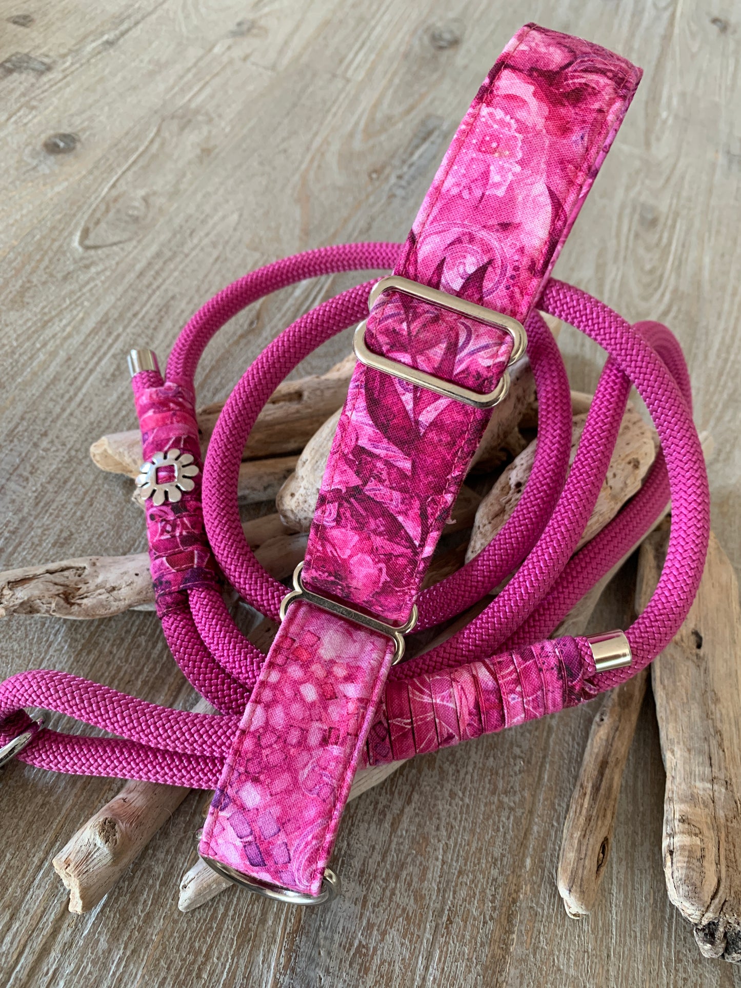 Hunde-Halsband & Leine "Pink Passion"