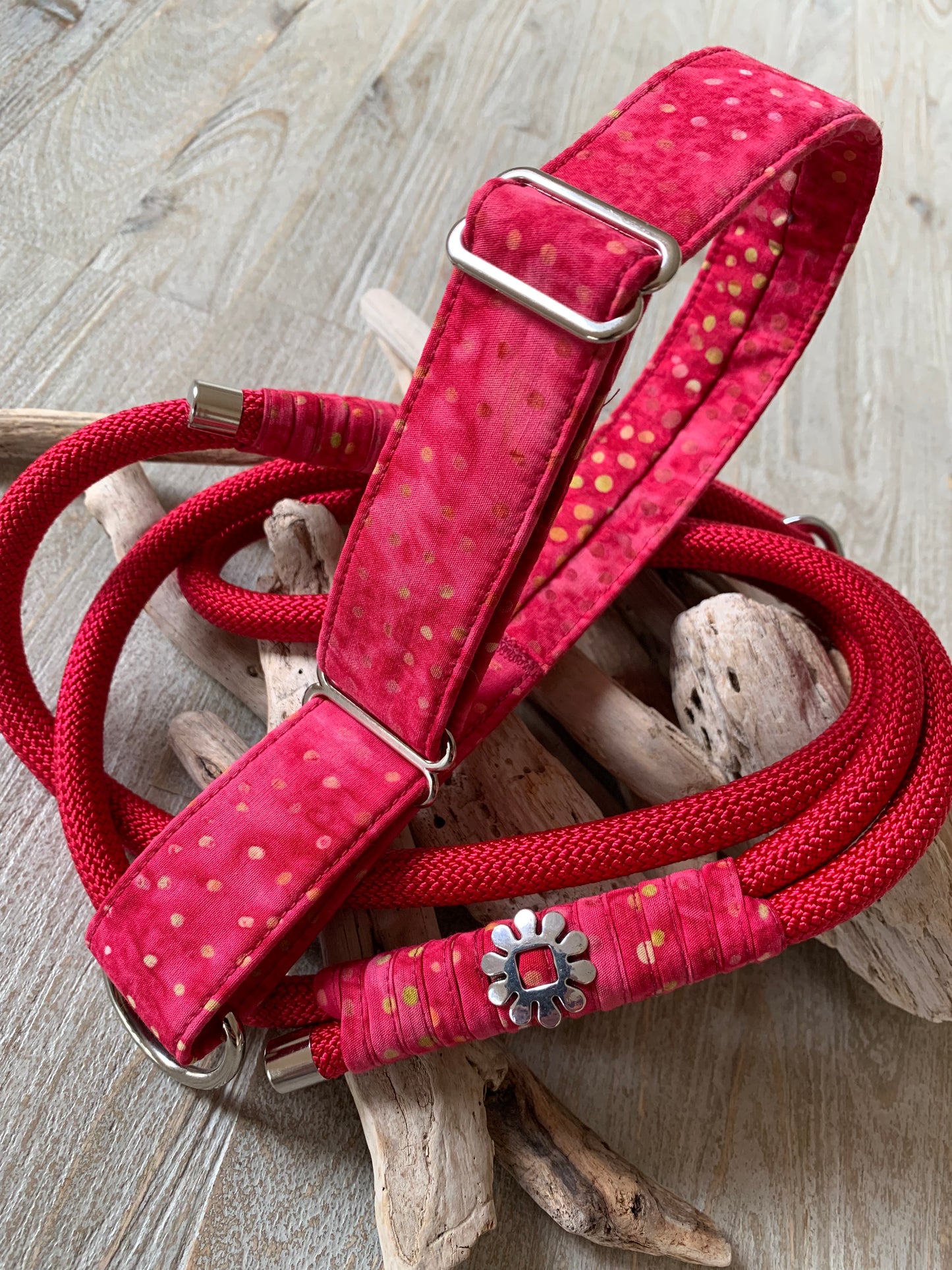 Hunde-Halsband & Leine "Red Velvet"
