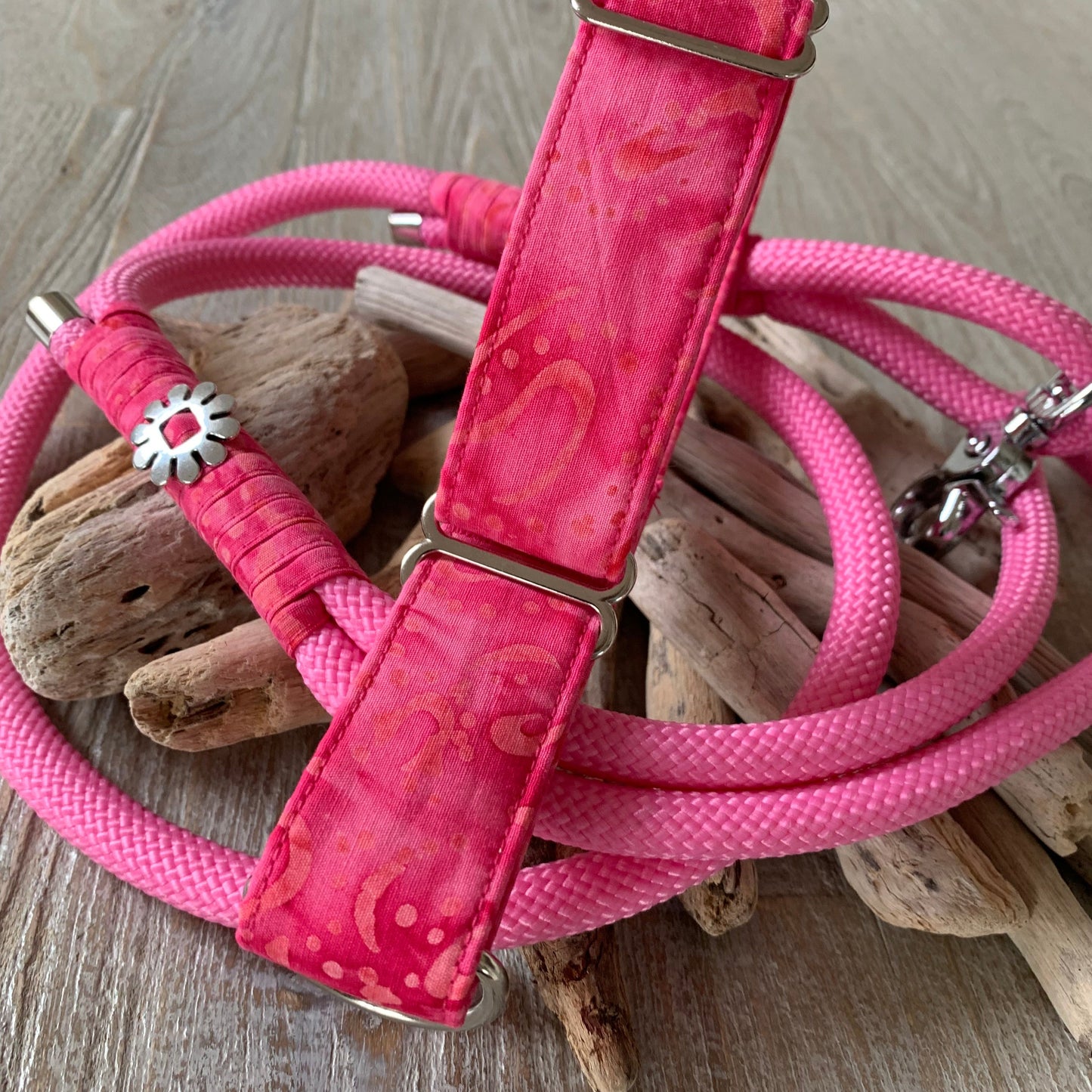 Hunde-Halsband & Leine "Rosa"
