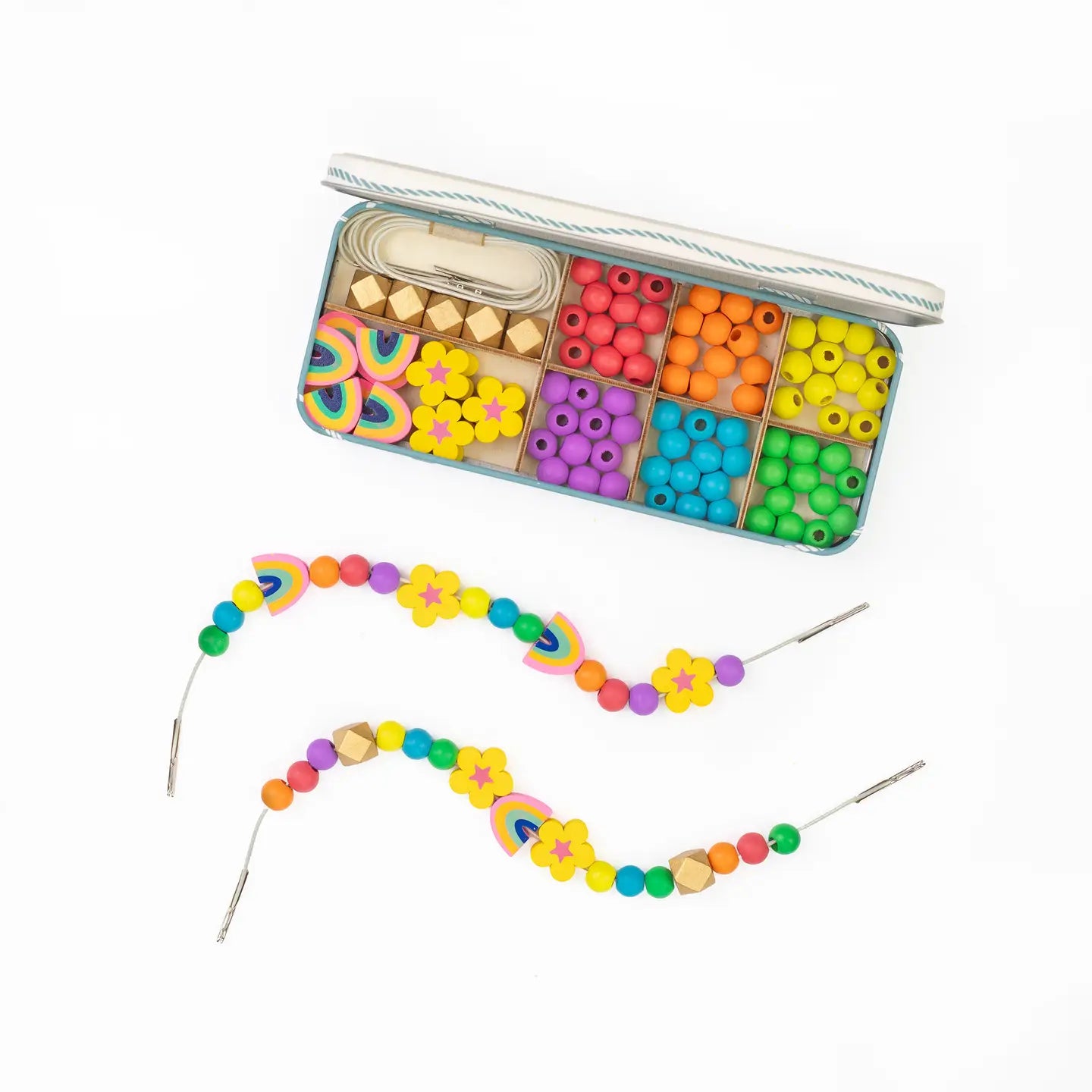 Regenbogen-Armband-Perlen-Set im wiederverwendbaren Metallkasten
