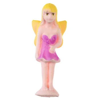 Riesen-Ei mit schlüpfender Fee Fairies in the Garden