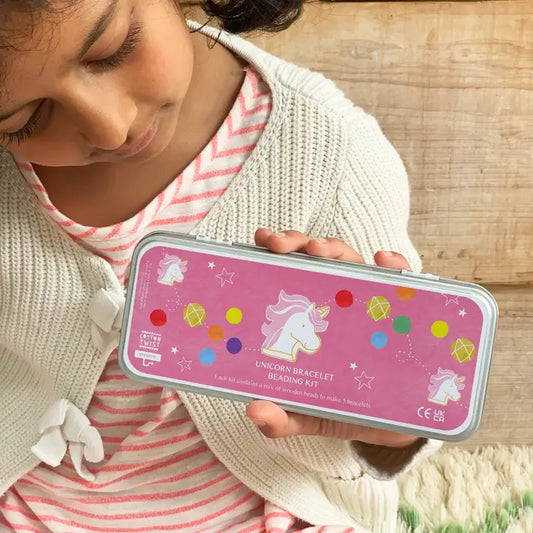 Perlen-Set mit Einhorn-Armbändern