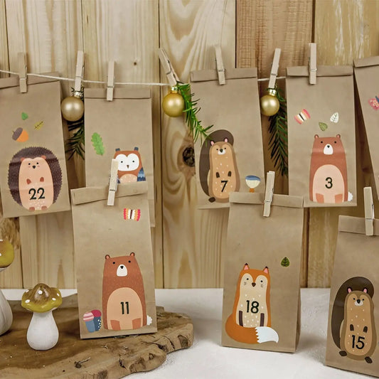 Adventskalender Waldtiere zum Aufkleben - mit braunen Tüten