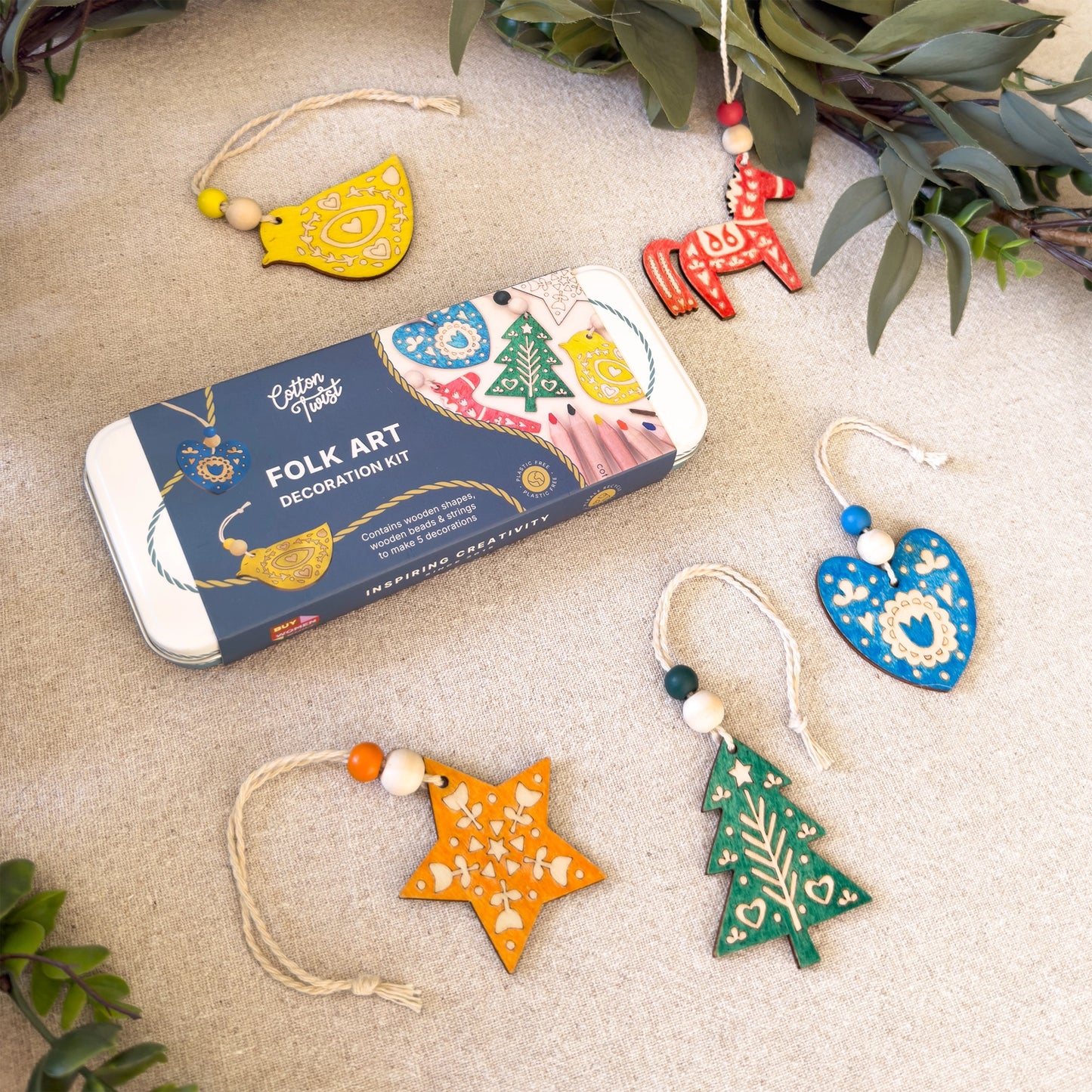 Folk-Art Dekorationsset für Weihnachten